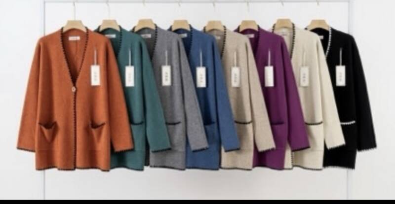 Narzutka damska Roz M/L-XL/2XL. Mix kolor. Paczka 8 szt