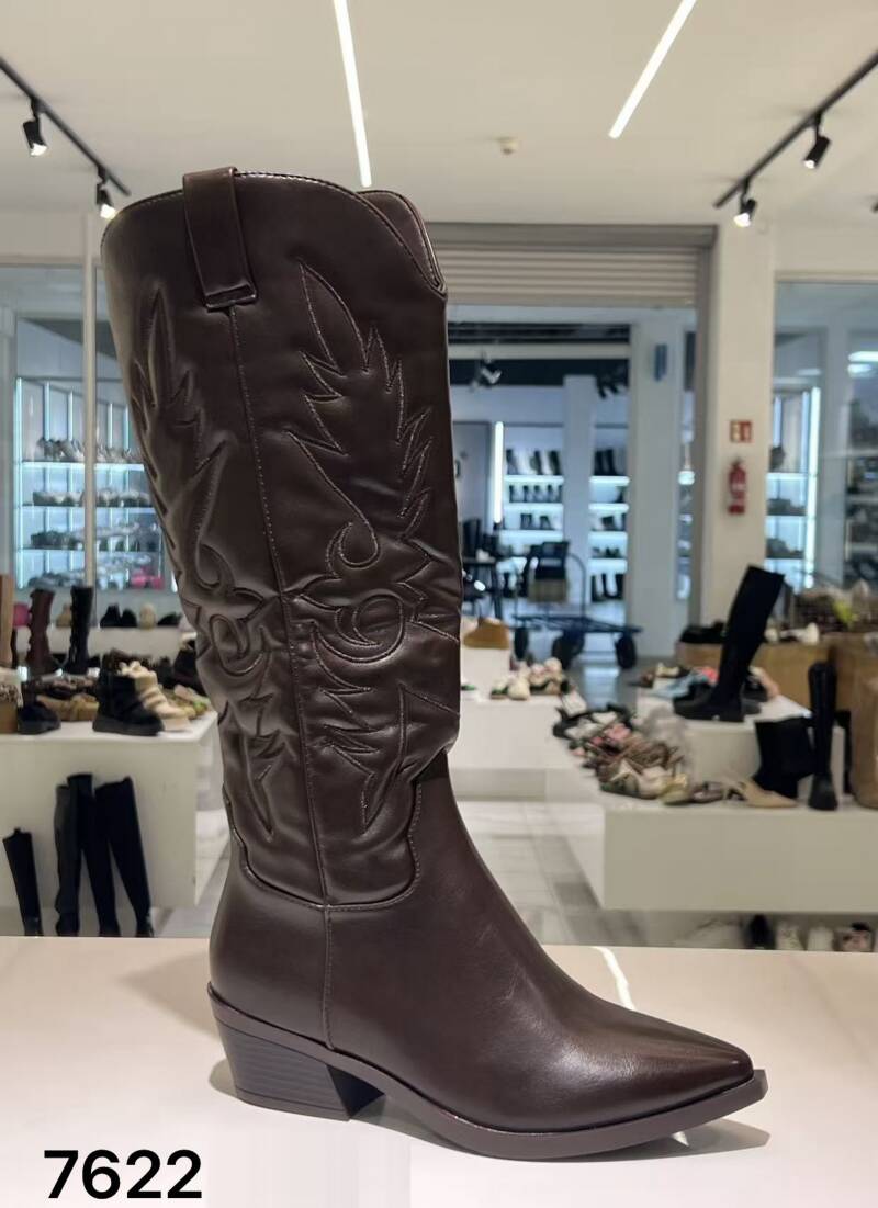Kozaki damskie Roz 36-41/ 12 par