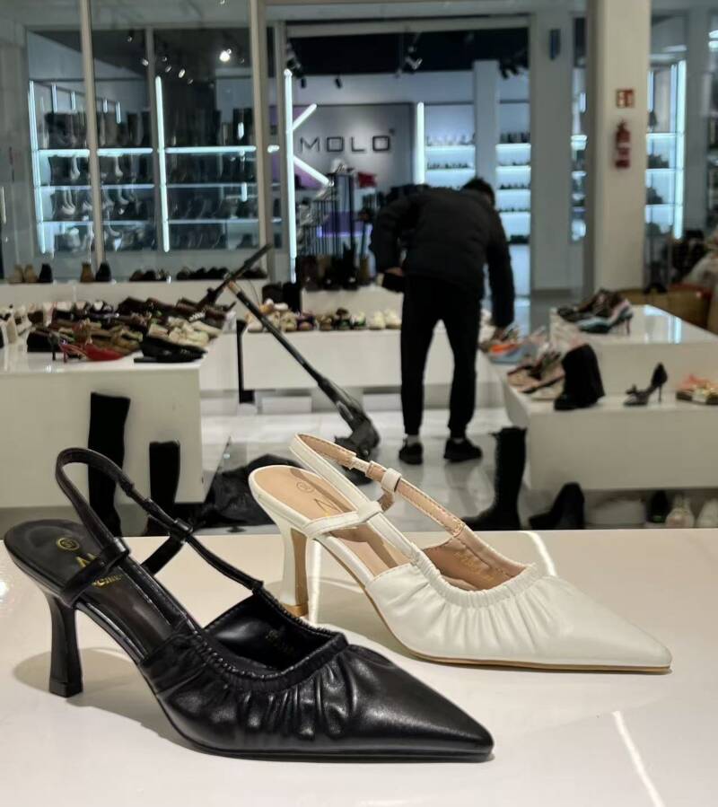 Szpilki damskie Roz 36-41/ 12 par