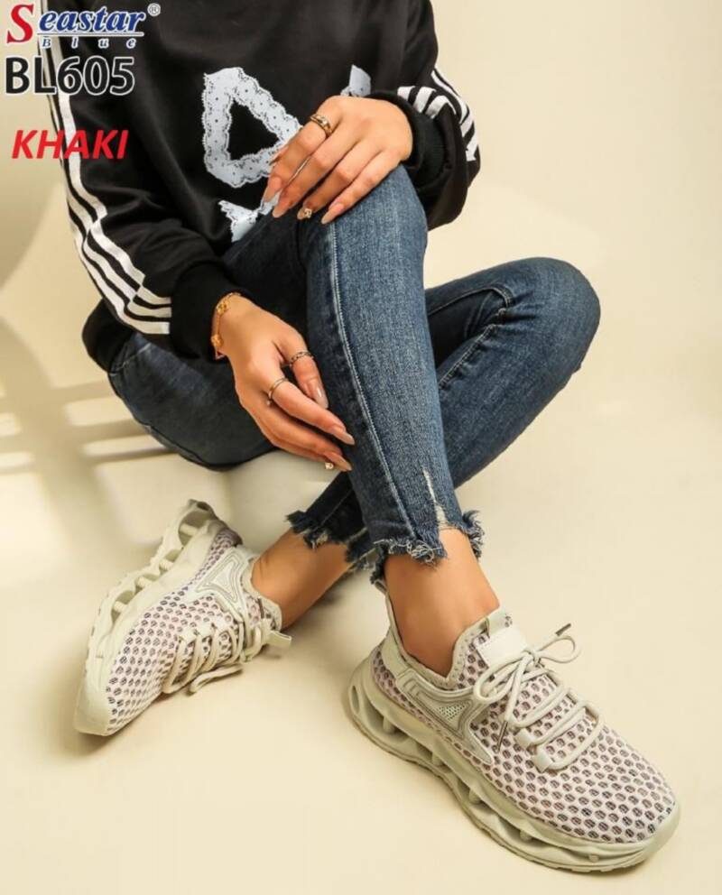  Buty sportowe damskie Roz 36-41/ 12 par