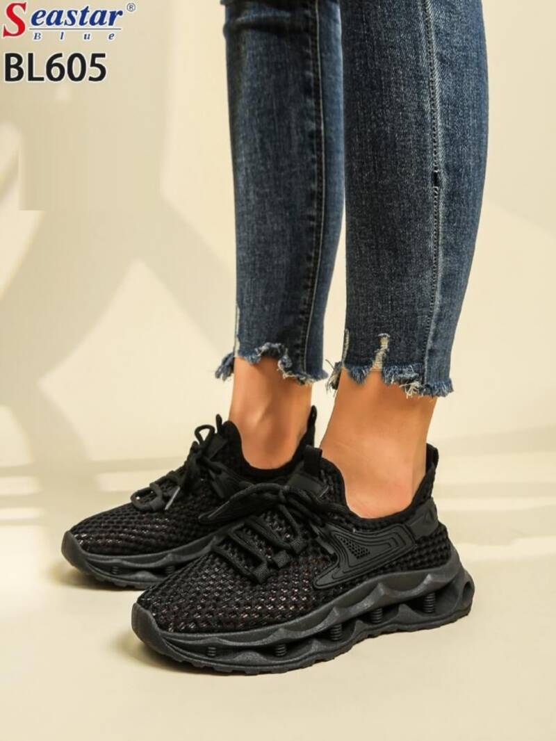  Buty sportowe damskie Roz 36-41/ 12 par