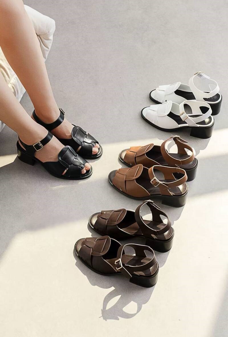 Sandały płaskie damskie Roz 36-41/ 12 par