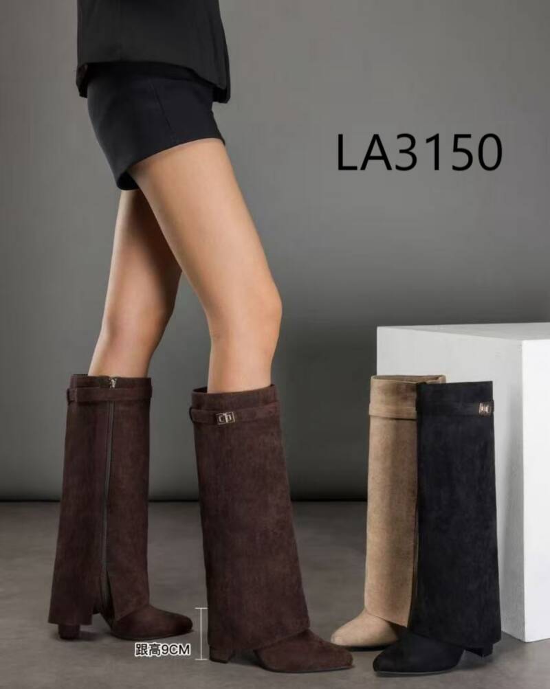 Kozaki damskie Roz 36-41/ 12 par 1