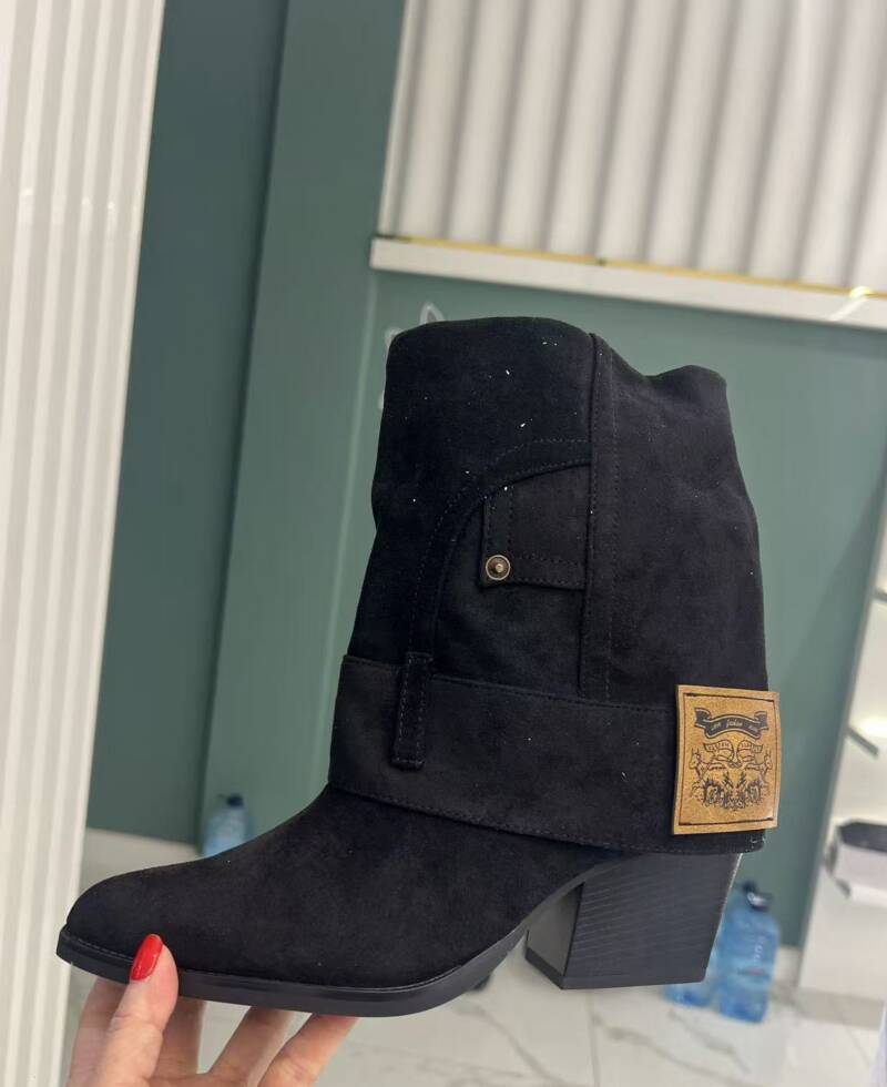 Kozaki damskie Roz 36-41/ 12 par 1