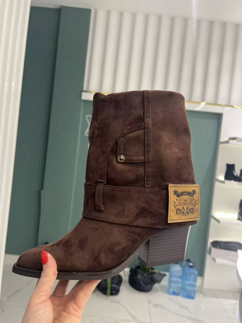 Kozaki damskie Roz 36-41/ 12 par 1