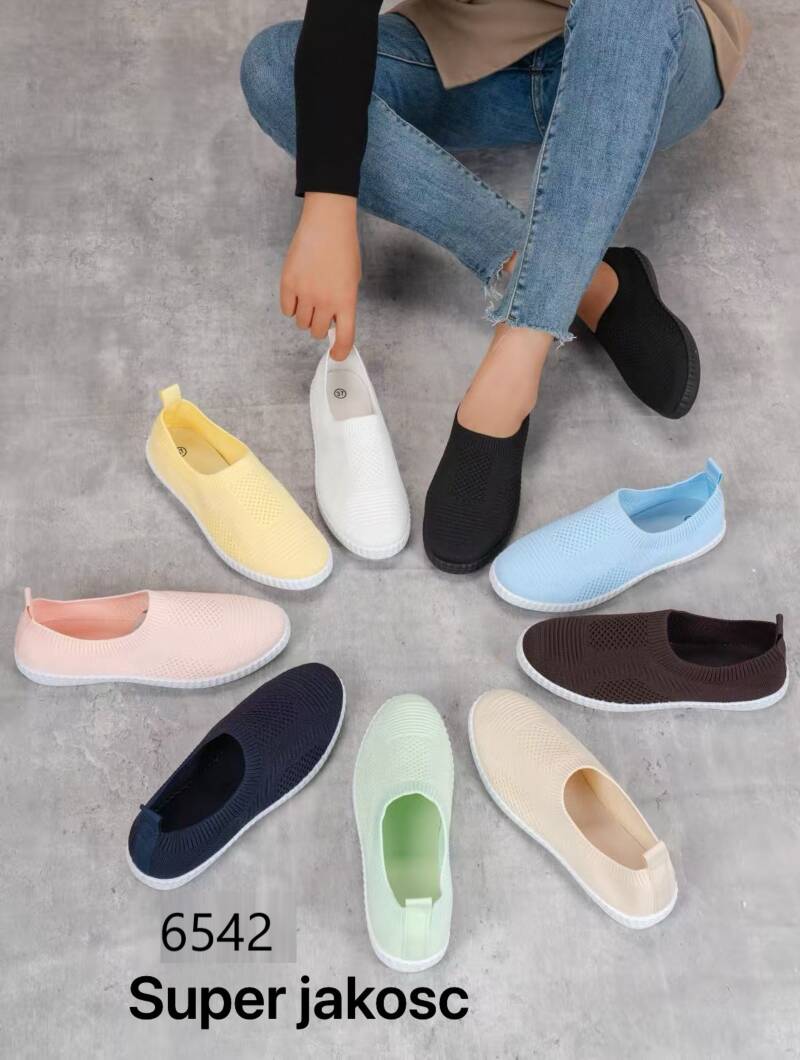 Balerinki/ Espadryle damskie Roz 36-41 / 12 par