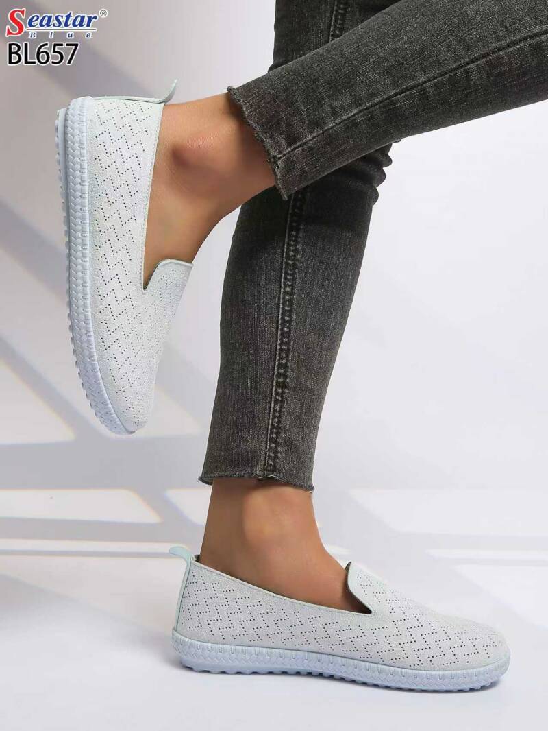 Balerinki/ Espadryle damskie Roz 36-41 / 12 par