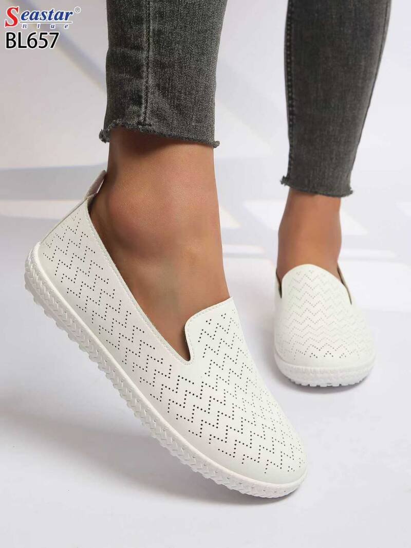 Balerinki/ Espadryle damskie Roz 36-41 / 12 par