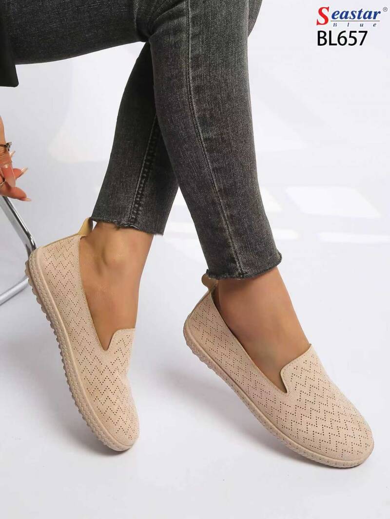 Balerinki/ Espadryle damskie Roz 36-41 / 12 par