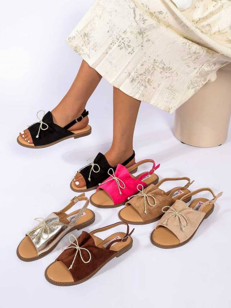 Klapki  damskie Roz 36-41 / 12 par