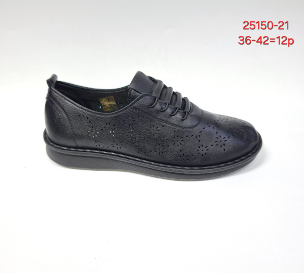 Półbuty damskie Roz 36-42 / 12 par