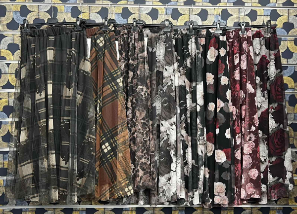 Spódnice damskie (Włoskie produkt) Roz Standard, Mix Kolor Paczka 5 szt