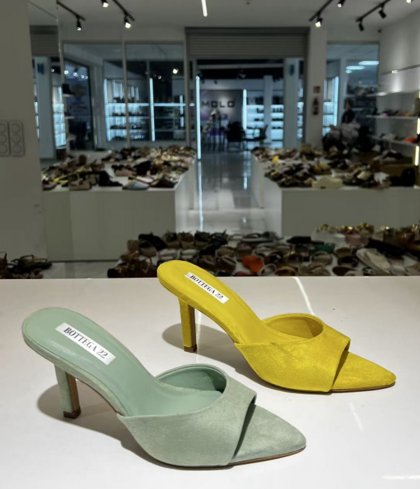 Szpilki damskie Roz 36-41 / 12 par