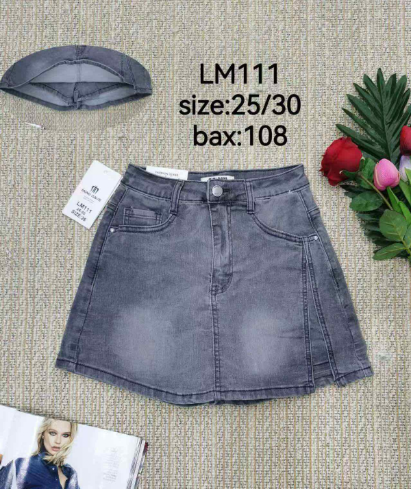 Szorty damskie jeans Roz 25-30, 1 Kolor Paczka 12 szt