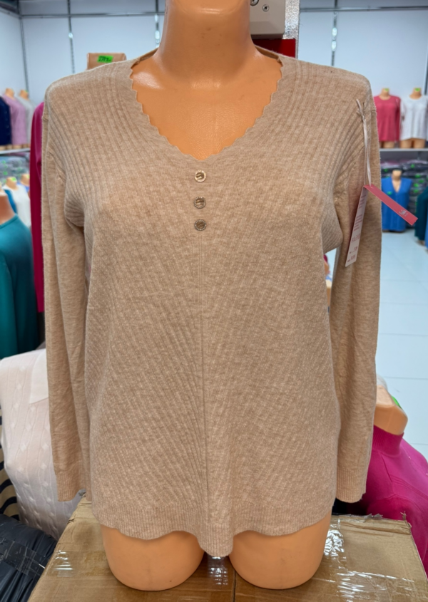 Swetry damskie Roz M-2XL. 1 kolor. Paczka 10 szt