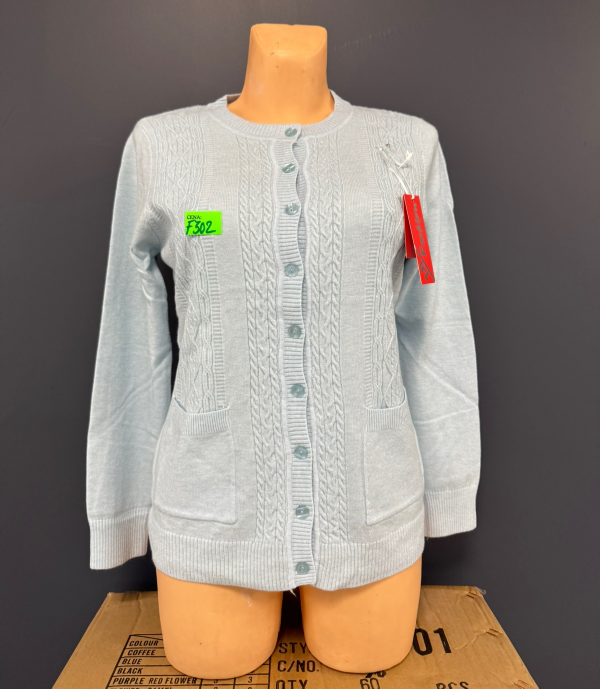 Narzutki damskie Roz L-3XL. 1 kolor. Paczka 10 szt